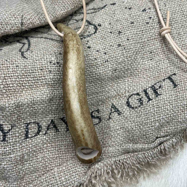 Dog whistle deer horn | handcarved | No. 3