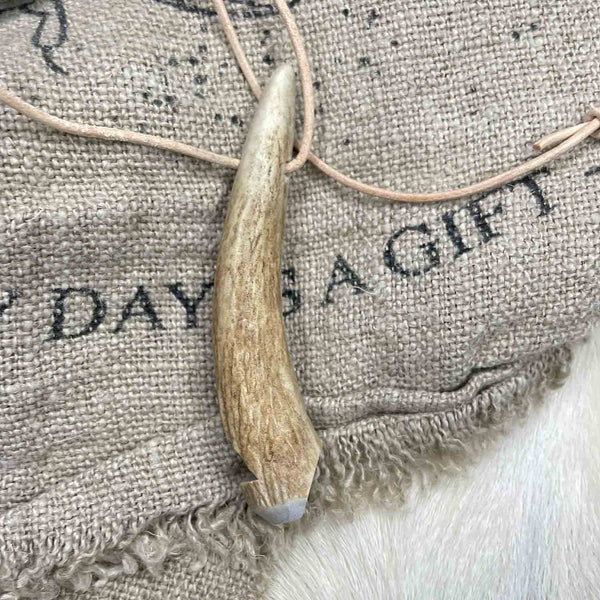 Dog whistle deer horn | handcarved | No. 5